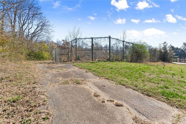 111 Skitts Mountain Road, Cleveland, GA 30528