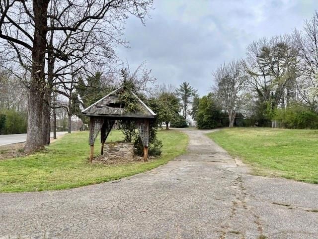 111 Skitts Mountain Road, Cleveland, GA 30528