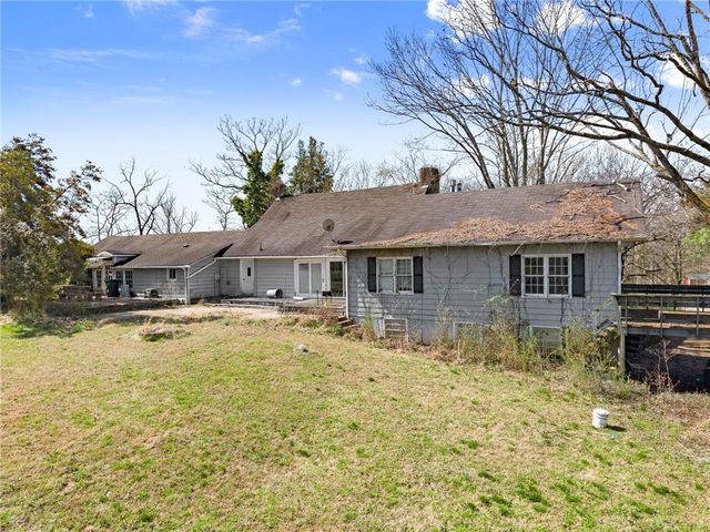 111 Skitts Mountain Road, Cleveland, GA 30528