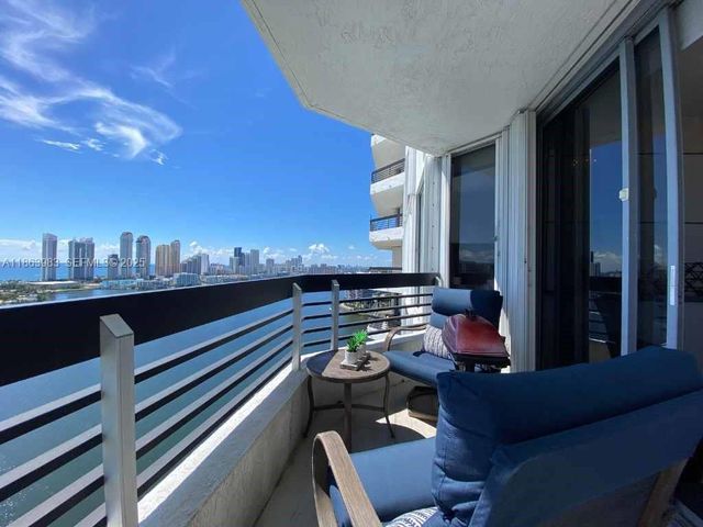 3530 Mystic Pointe Drive 3014, Aventura, FL 33180