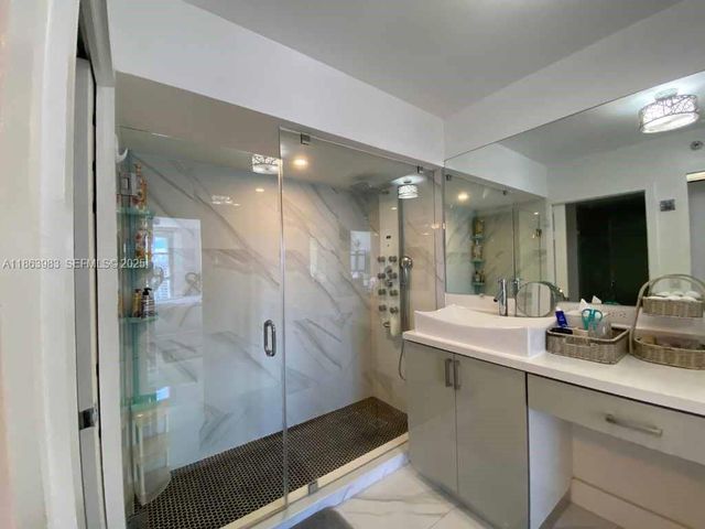 3530 Mystic Pointe Drive 3014, Aventura, FL 33180