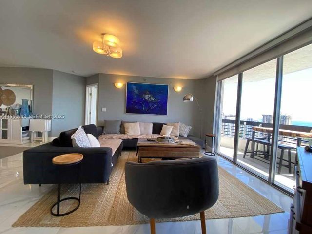 3530 Mystic Pointe Drive 3014, Aventura, FL 33180