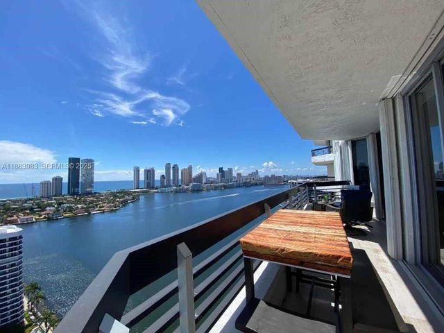 3530 Mystic Pointe Drive 3014, Aventura, FL 33180