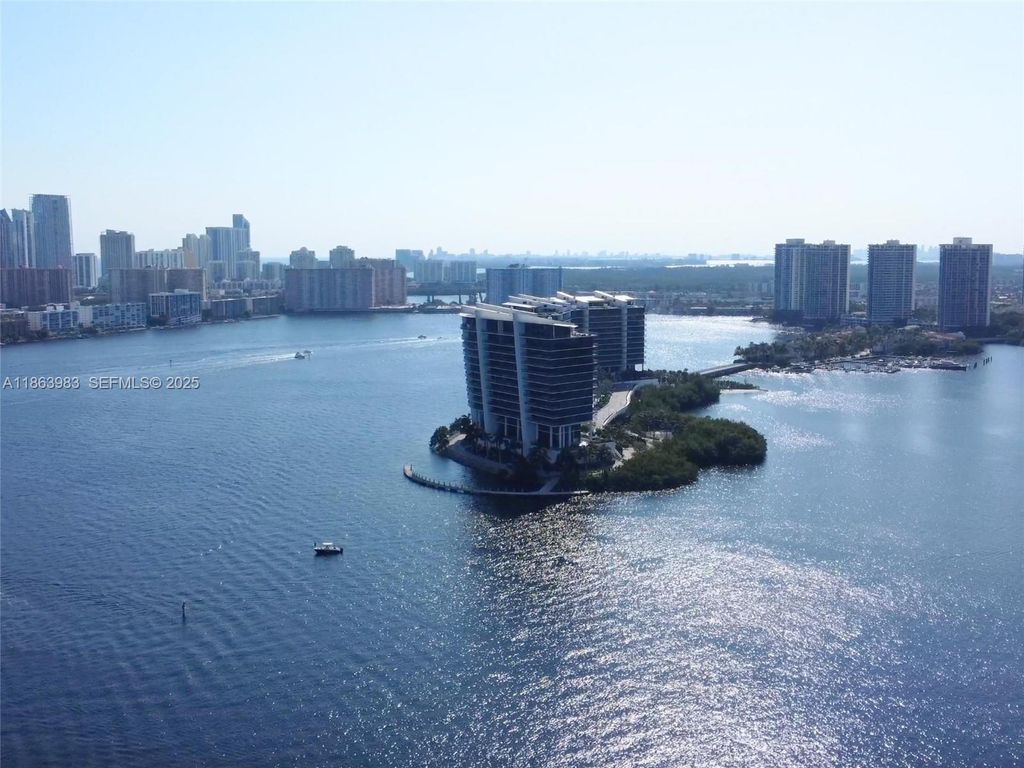 3530 Mystic Pointe Drive 3014, Aventura, FL 33180