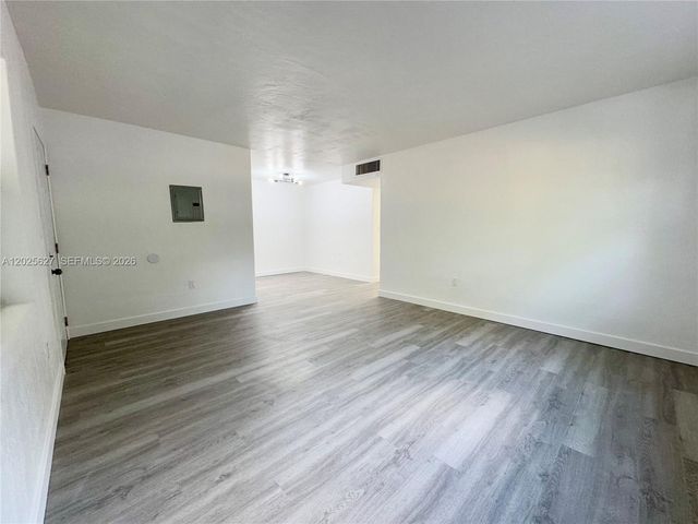 610 NE 123rd St 203, North Miami, FL 33161