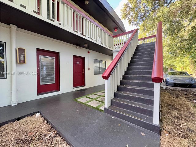 610 NE 123rd St 203, North Miami, FL 33161