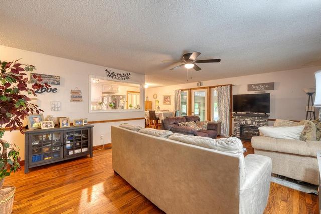 1568 Carlvin Road, Hiawassee, GA 30546