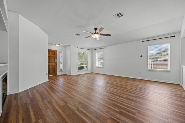 3697 Spring Canyon TRL, Round Rock, TX 78681