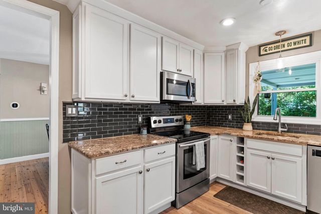529 FAIRWAY DR, Camp Hill, PA 17011