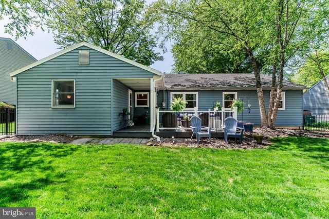 529 FAIRWAY DR, Camp Hill, PA 17011
