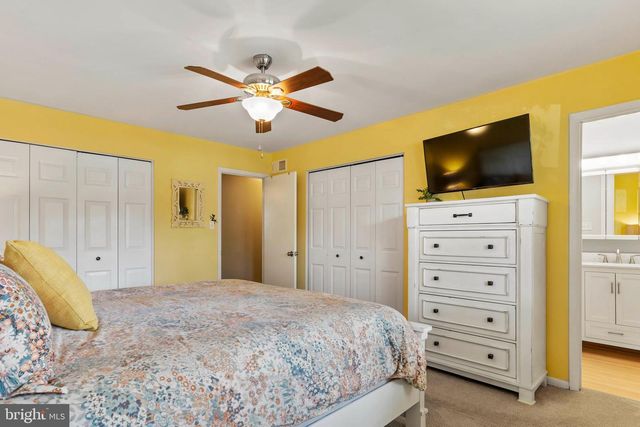 529 FAIRWAY DR, Camp Hill, PA 17011