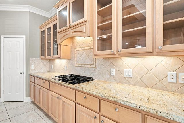 9003 Gable Glen Lane, Houston, TX 77095