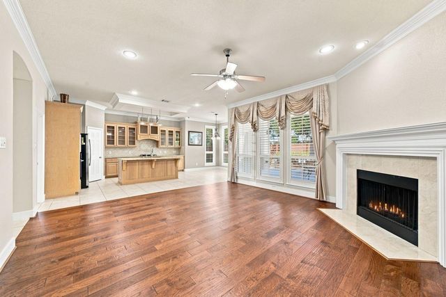 9003 Gable Glen Lane, Houston, TX 77095
