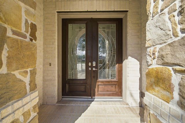 9003 Gable Glen Lane, Houston, TX 77095