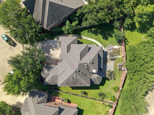 9003 Gable Glen Lane, Houston, TX 77095
