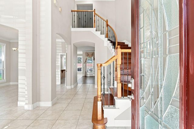 9003 Gable Glen Lane, Houston, TX 77095