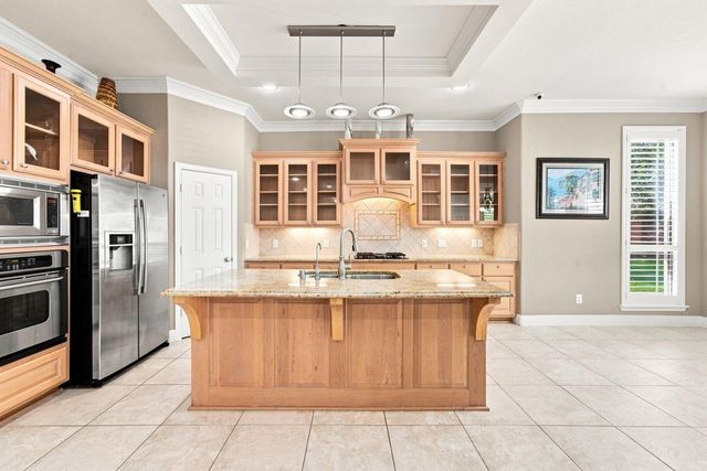 9003 Gable Glen Lane, Houston, TX 77095