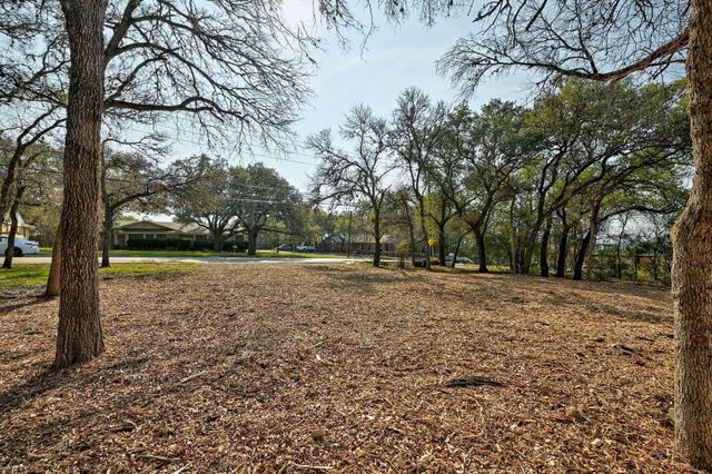 1010 Hazelton ST, San Marcos, TX 78666