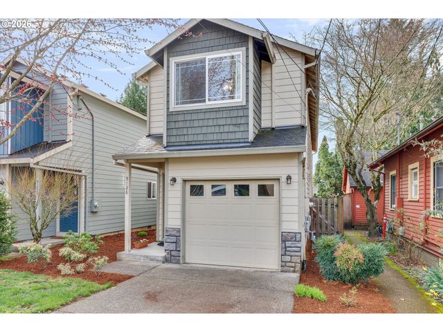 9126 Se ASH St, Portland, OR 97216