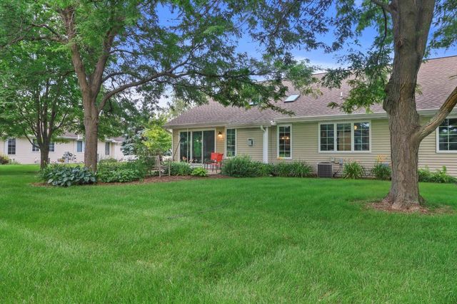 719 N Thompson Road, Sun Prairie, WI 53590