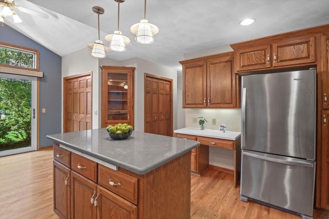 719 N Thompson Road, Sun Prairie, WI 53590