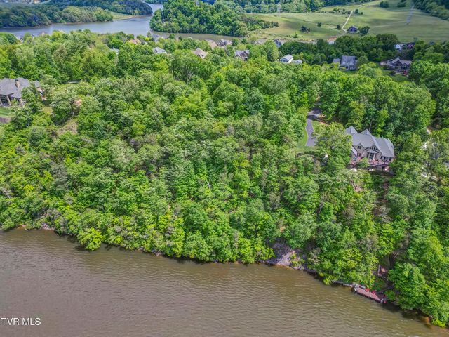 612 Harbor Point Drive, Johnson City, TN 37615