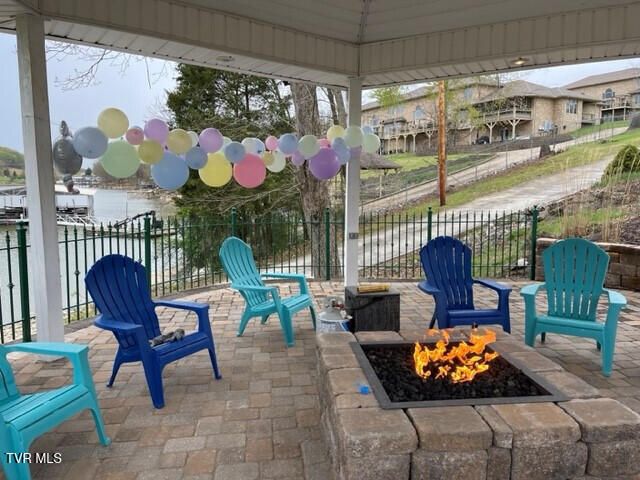 612 Harbor Point Drive, Johnson City, TN 37615