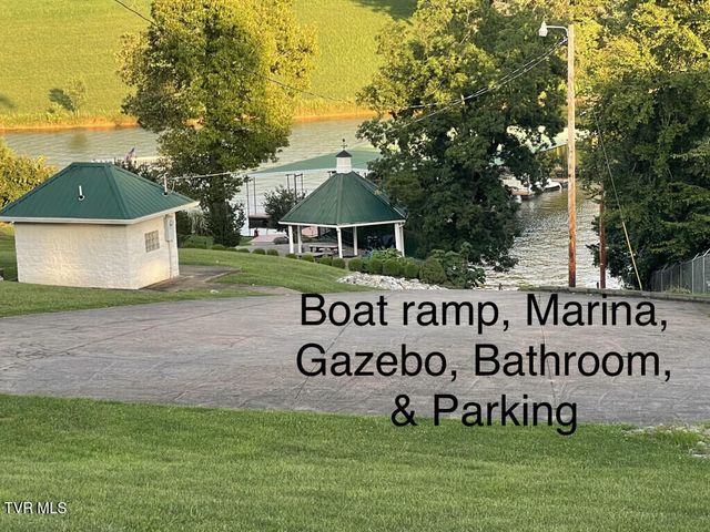 612 Harbor Point Drive, Johnson City, TN 37615