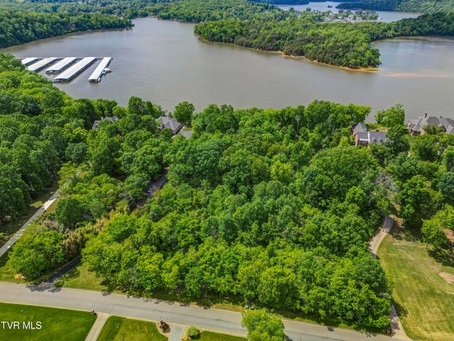 612 Harbor Point Drive, Johnson City, TN 37615