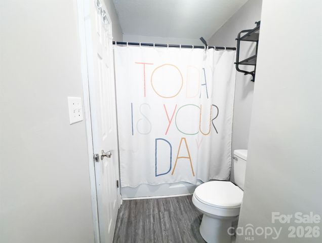 1006 Iris Drive, Gastonia, NC 28056