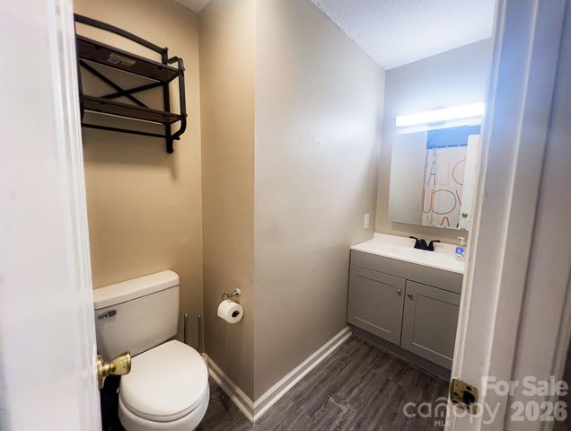 1006 Iris Drive, Gastonia, NC 28056