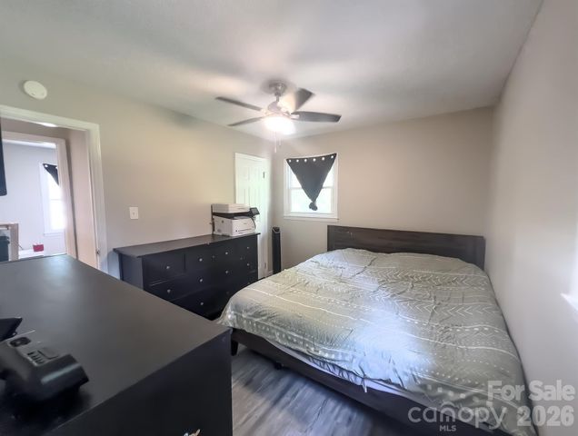 1006 Iris Drive, Gastonia, NC 28056