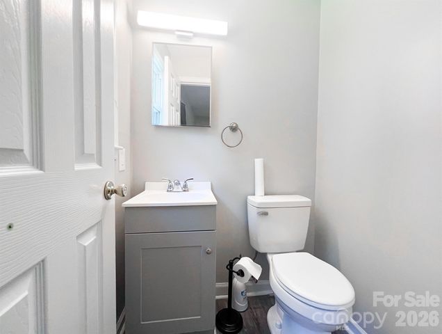 1006 Iris Drive, Gastonia, NC 28056