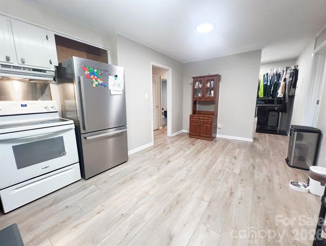 1006 Iris Drive, Gastonia, NC 28056