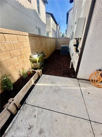 16064 Jamie Lane 3, Fontana, CA 92336