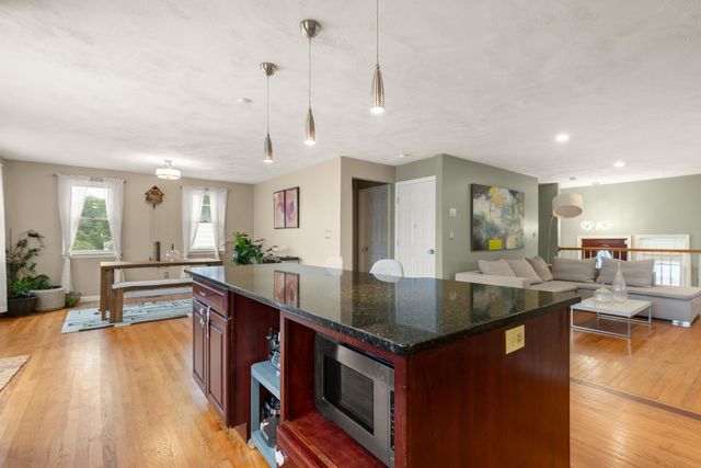 16 Saint James Ave, Norwood, MA 02062
