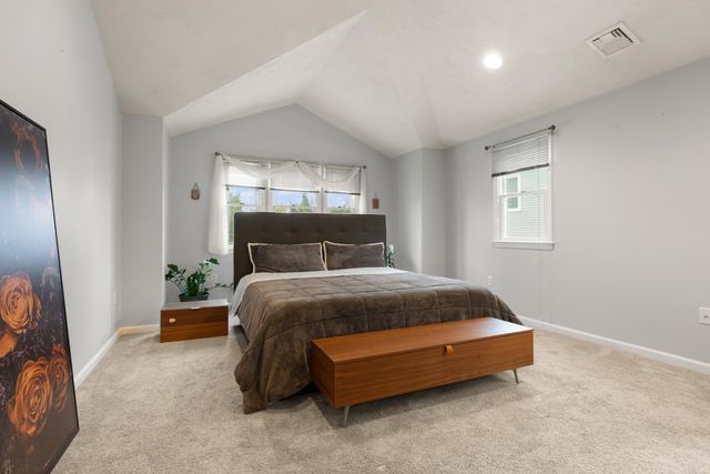 16 Saint James Ave, Norwood, MA 02062