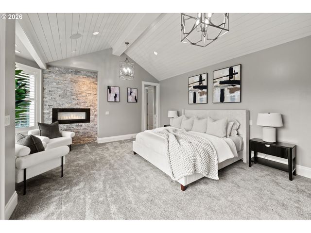 1600 VIEW LAKE Ct, Lake Oswego, OR 97034