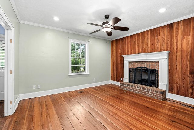 252 Chesterfield Street N, Aiken, SC 29801