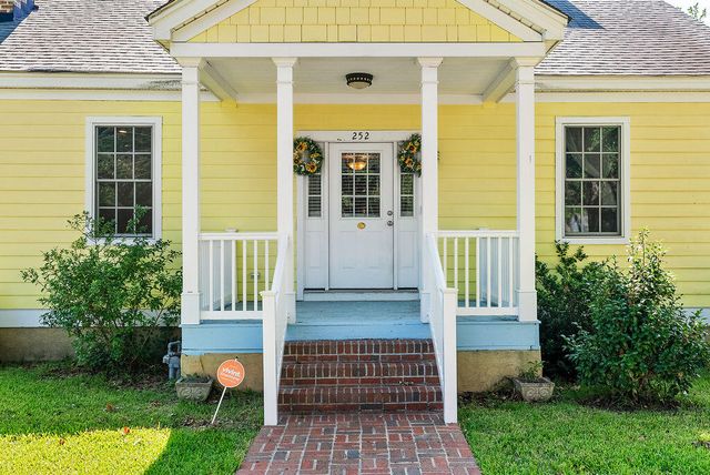 252 Chesterfield Street N, Aiken, SC 29801