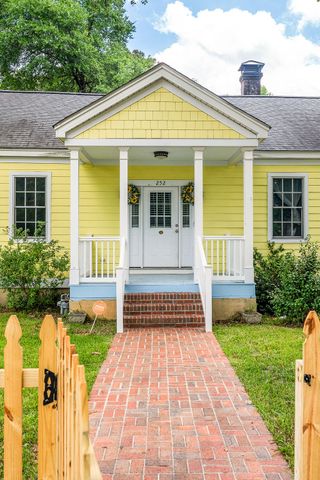 252 Chesterfield Street N, Aiken, SC 29801