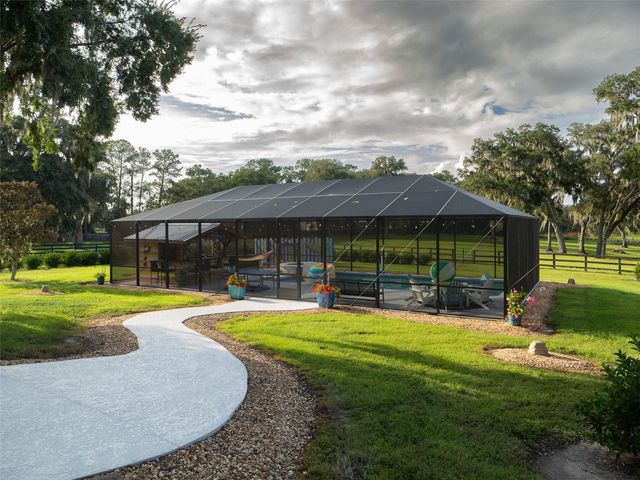 9481 W HIGHWAY 316, Reddick, FL 32686