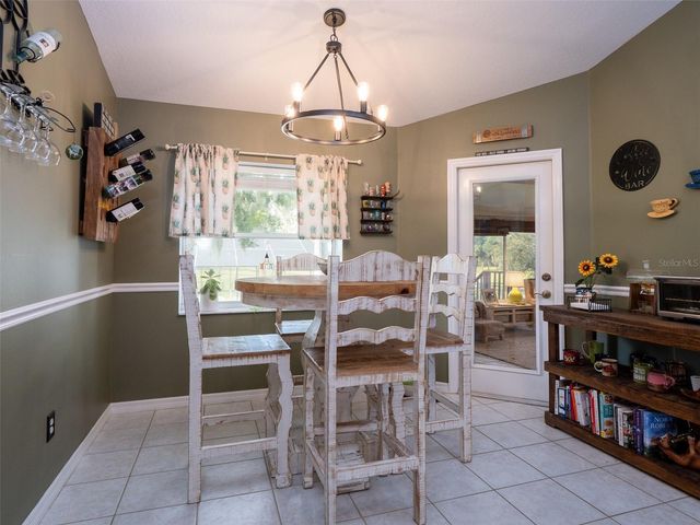 9481 W HIGHWAY 316, Reddick, FL 32686