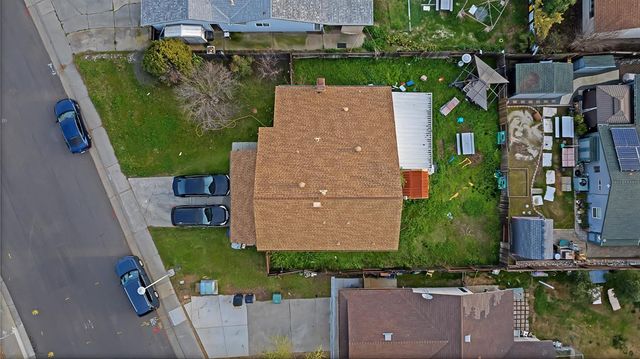 7036 Catamaran Dr, Citrus Heights, CA 95621