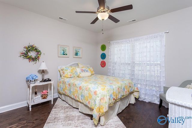 32 Abby Glen Way, Gurley, AL 35748