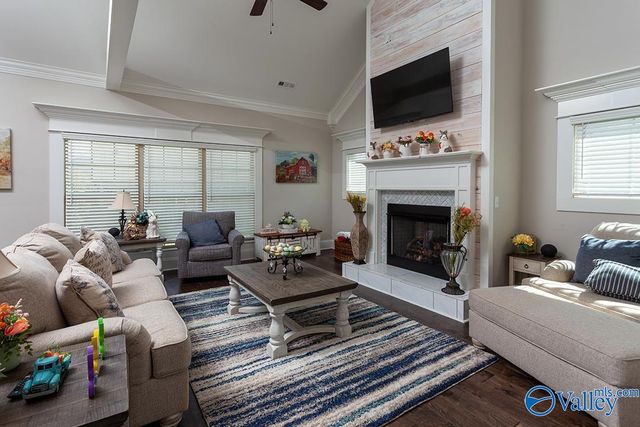 32 Abby Glen Way, Gurley, AL 35748