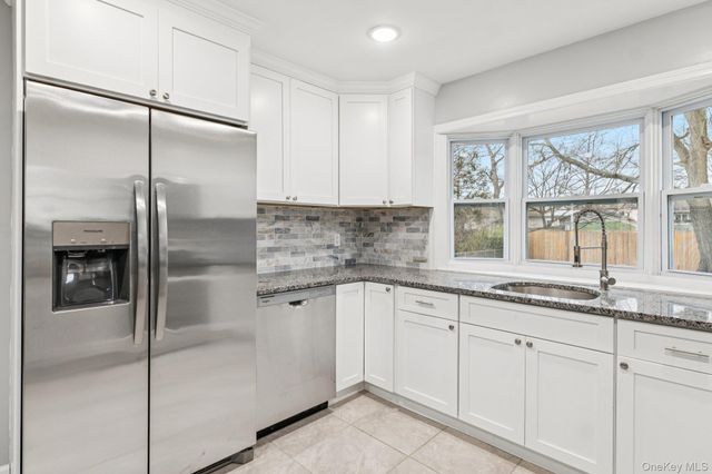 1354 Brooklyn Boulevard, Bay Shore, NY 11706