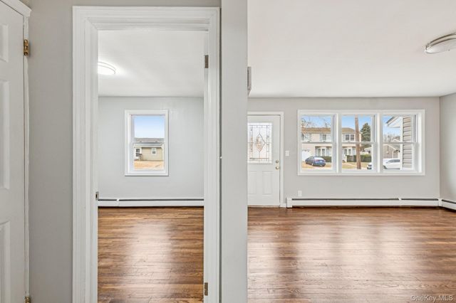 1354 Brooklyn Boulevard, Bay Shore, NY 11706