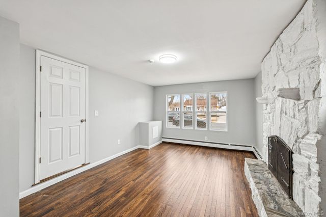 1354 Brooklyn Boulevard, Bay Shore, NY 11706