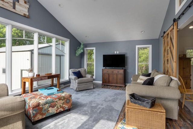 4509 E Palakwia Drive, Janesville, WI 53546